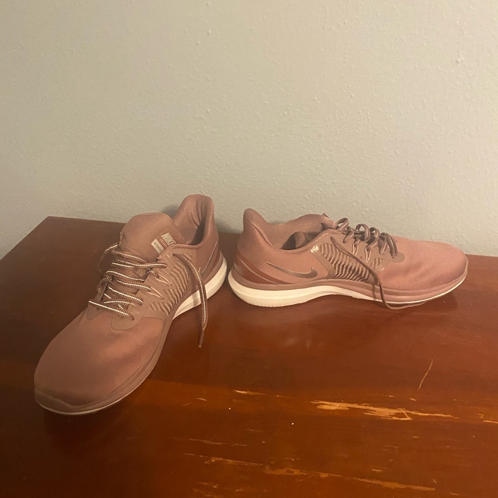 Nike Women's Rose Athletic Shoes in season tr - Picture 5 of 9